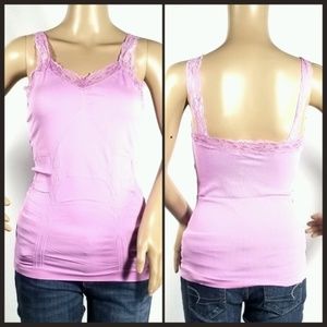 Lavender Seamless Lace Trim Tank Top